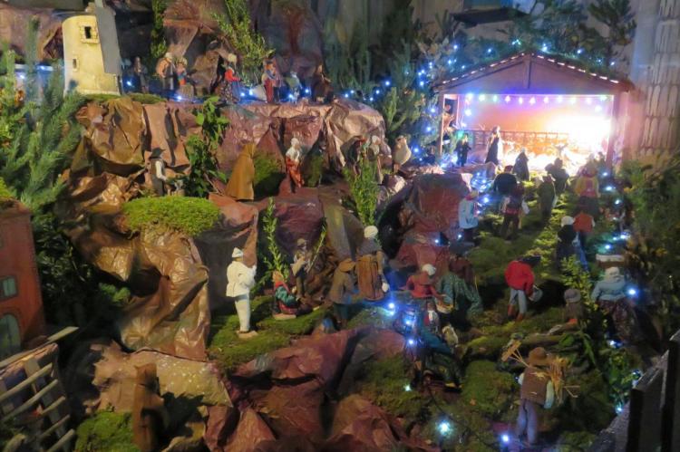 crèche de l'église de Malaucène