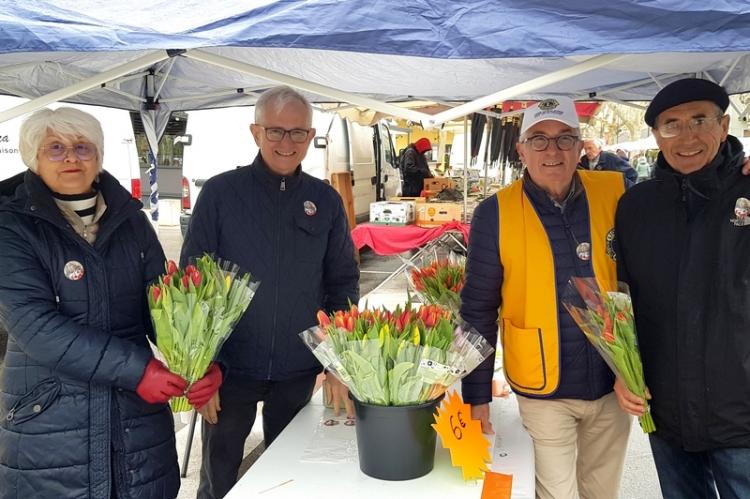 Sur le marché de Vaison-la-Romaine