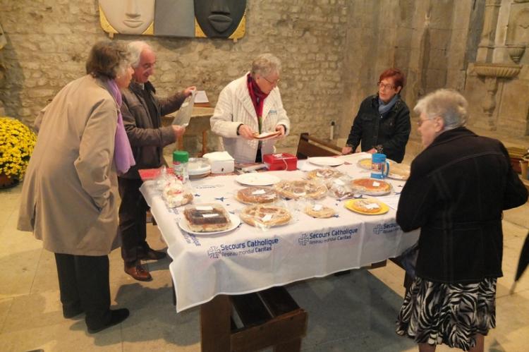 Le Secours catholique de Vaison la Romaine a vendu des gâteaux pour récolter des fonds