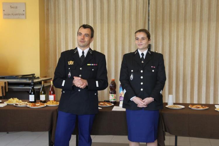 Le lieutenant Romain Garrido et la commandante Hélène Delarue