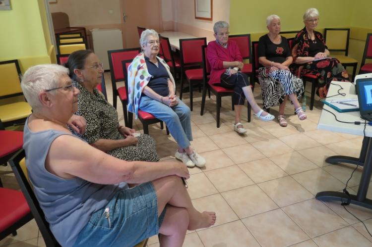 Pendant la conférence