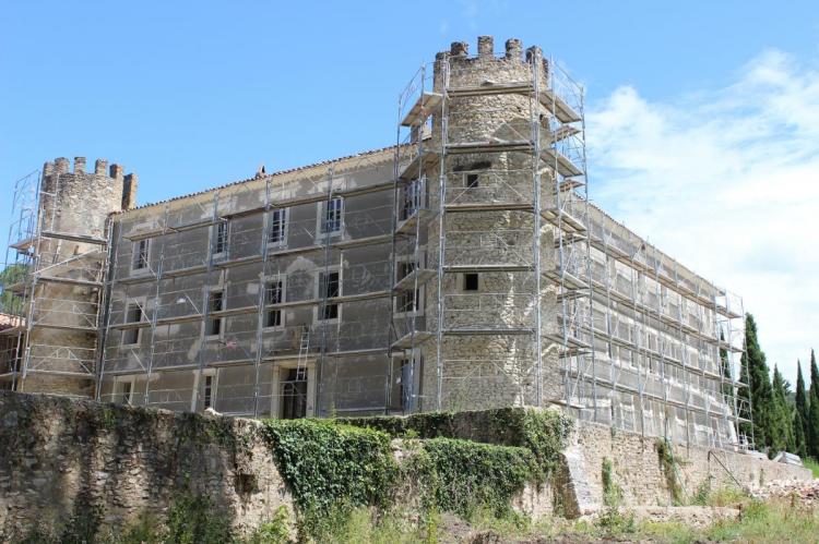 Le château de Taulignan