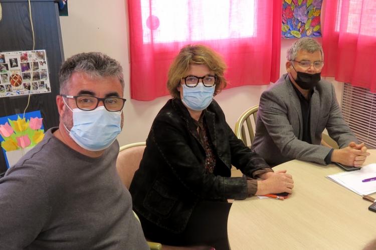 Stephane Denie-Gabillot, directeur, Sophie Rigaut, conseillère départementale, et Jean-Pierre Largie, maire et président du conseil d'administration