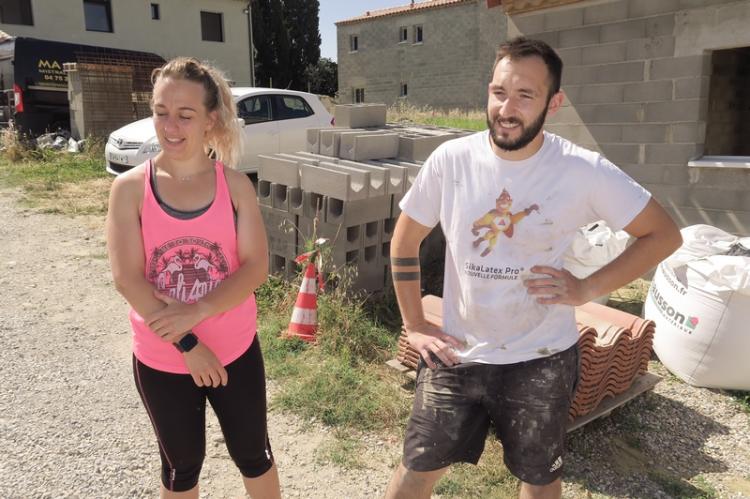 Sébastien et Alison viennent de s'isntaller dans leurs murs