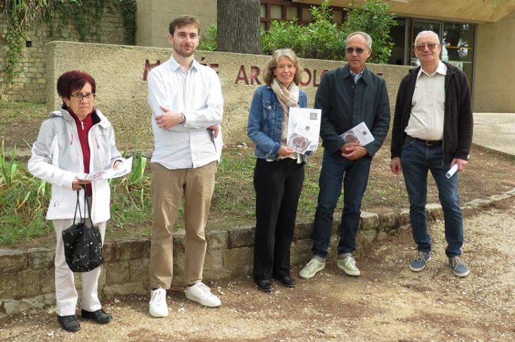 Les représentants d’Hadrien 2000, du pôle patrimoine, du service archéologique départemental et de des élus ont présenté le colloque à la presse.
