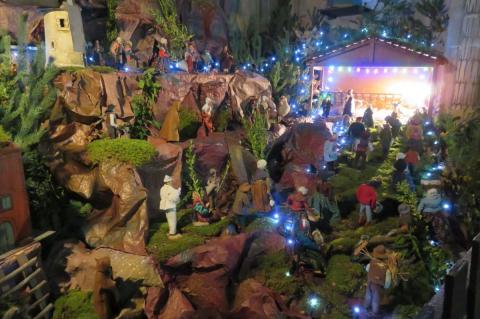 crèche de l'église de Malaucène
