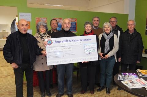 Jean Brando a remis le chèque du Lions Club