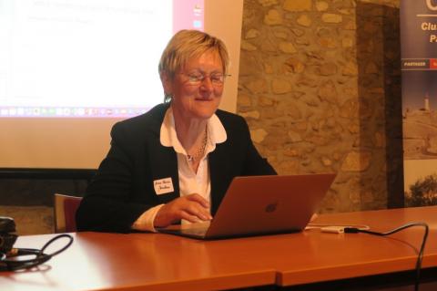 Marie-Thérèse Mertens