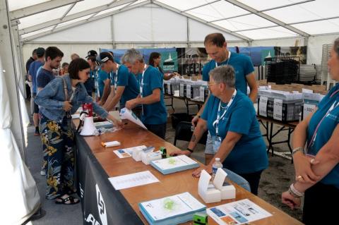 Les bénévoles s'activent