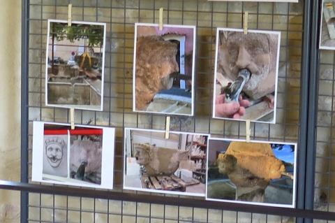 Des panneaux racontent aussi la restauration de la fontaine