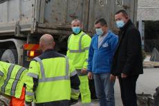 Hervé Armand, adjoint au travaux, a assisté à la démolition