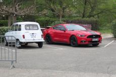 4750 Renault R4 1987, Ford Mustang 2015