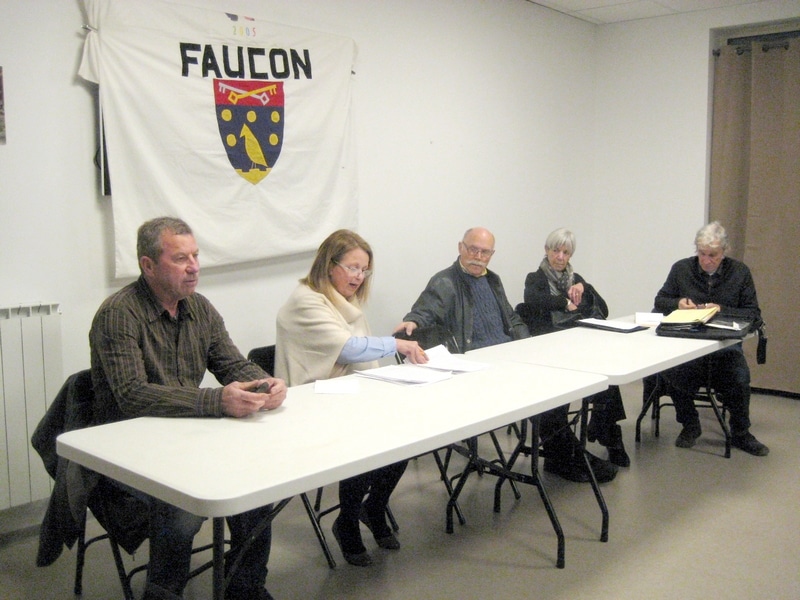 FAUCON NOTRE VILLAGE : UN MENSUEL TRÈS APPRÉCIÉ