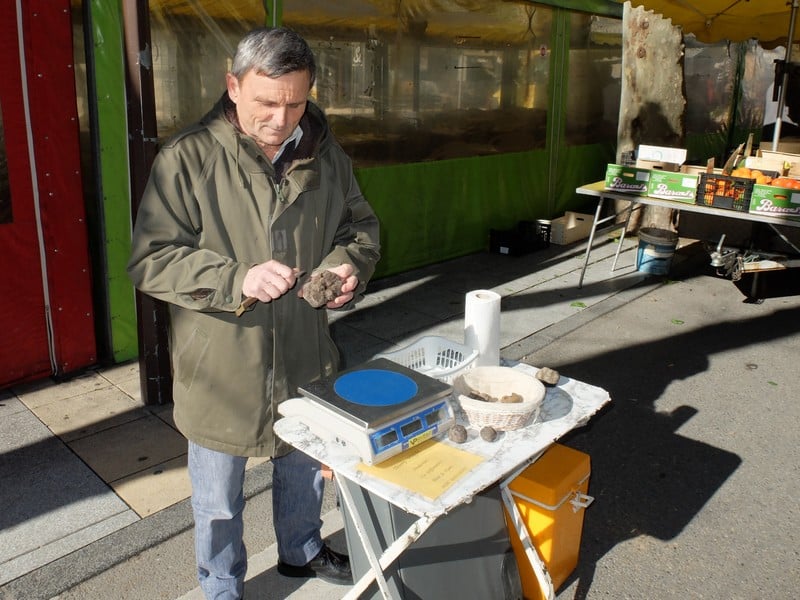 DES TRUFFES JUSQU’A FIN MARS