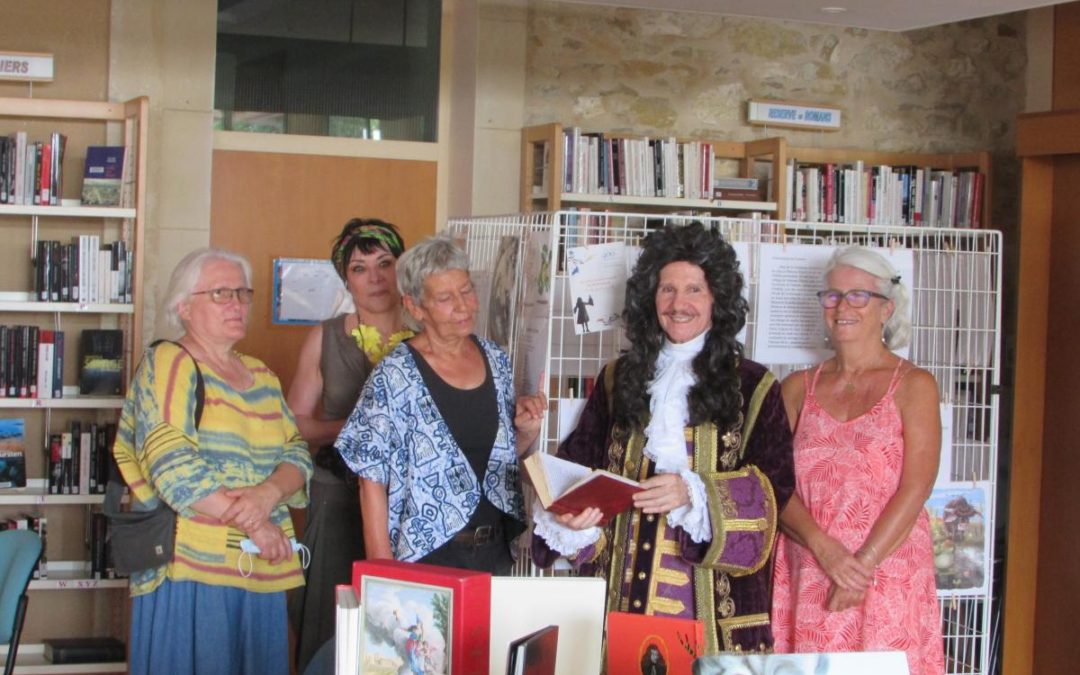 QUAND LA BIBLIOTHÈQUE REÇOIT UN HÔTE DE MARQUE