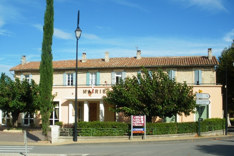 LES DÉCISIONS DU CONSEIL MUNICIPAL