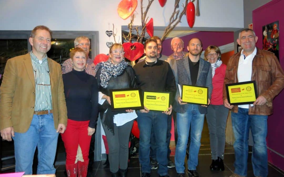 LE ROTARY PREPARE SON LOTO