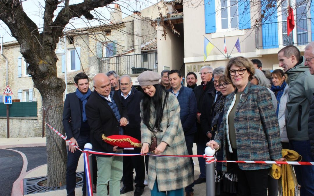 LA PLACE DU VILLAGE A ÉTÉ OFFICIELLEMENT INAUGURÉE !