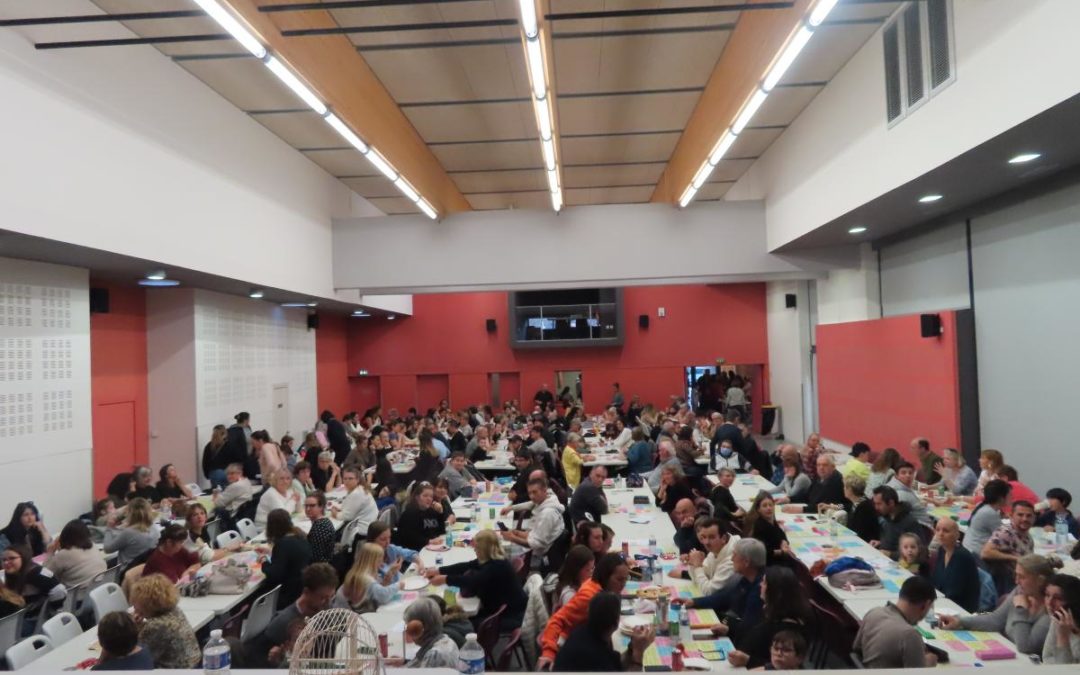 CARTON PLEIN POUR LE LOTO DES PITCHOUNS