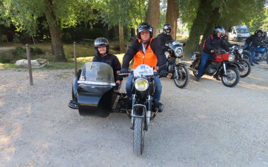LES BELLES BALADES DU RÉTROMOTOCLUB MALAUCÉNIEN