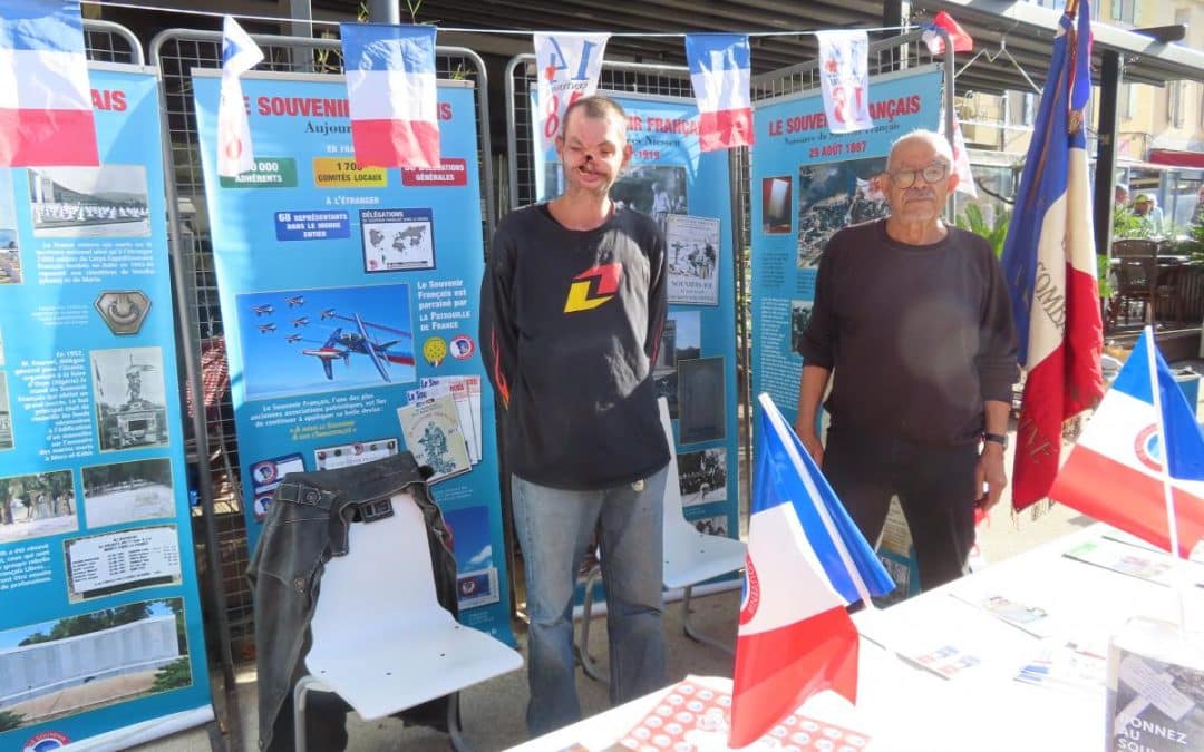 LE SOUVENIR FRANCAIS SUR LE MARCHÉ HEBDOMADAIRE