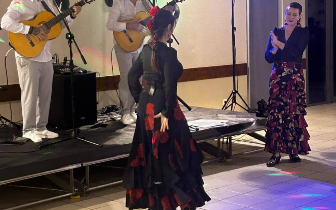 TAUREAU À LA BROCHE ET FLAMENCO