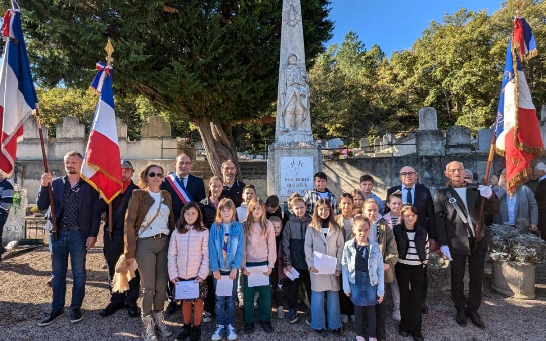 UNE COMMÉMORATION TRÈS SUIVIE