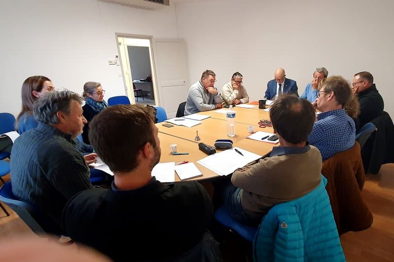 CRISE VITICOLE : LES SÉNATEURS S’ACTIVENT