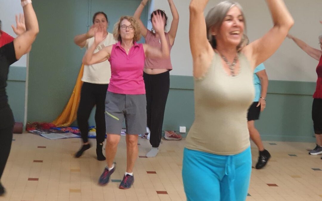 EN PISTE AVEC VERA NEIKES POUR LES DANSES DU MONDE