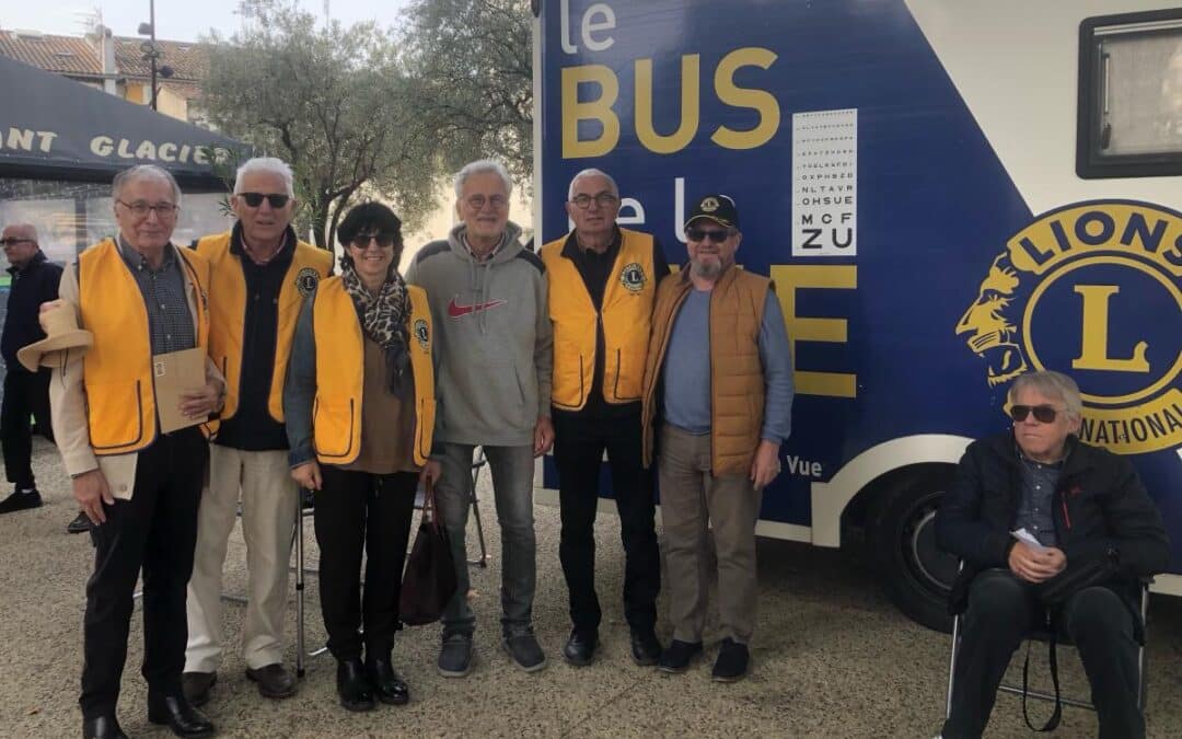 LE BUS DE LA VUE DU LIONS CLUB EST PASSÉ PAR VAISON