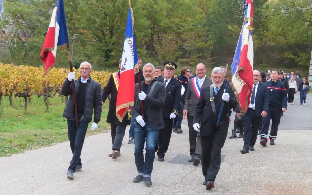 LE SOUS PRÉFET HONORE DE SA PRÉSENCE LA COMMÉMORATION DU 11 NOVEMBRE