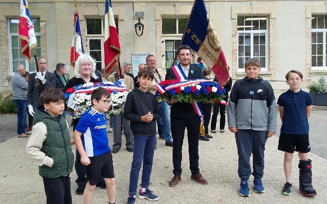 QUELQUES ENFANTS ONT ACCOMPAGNÉ LA COMMÉMORATION