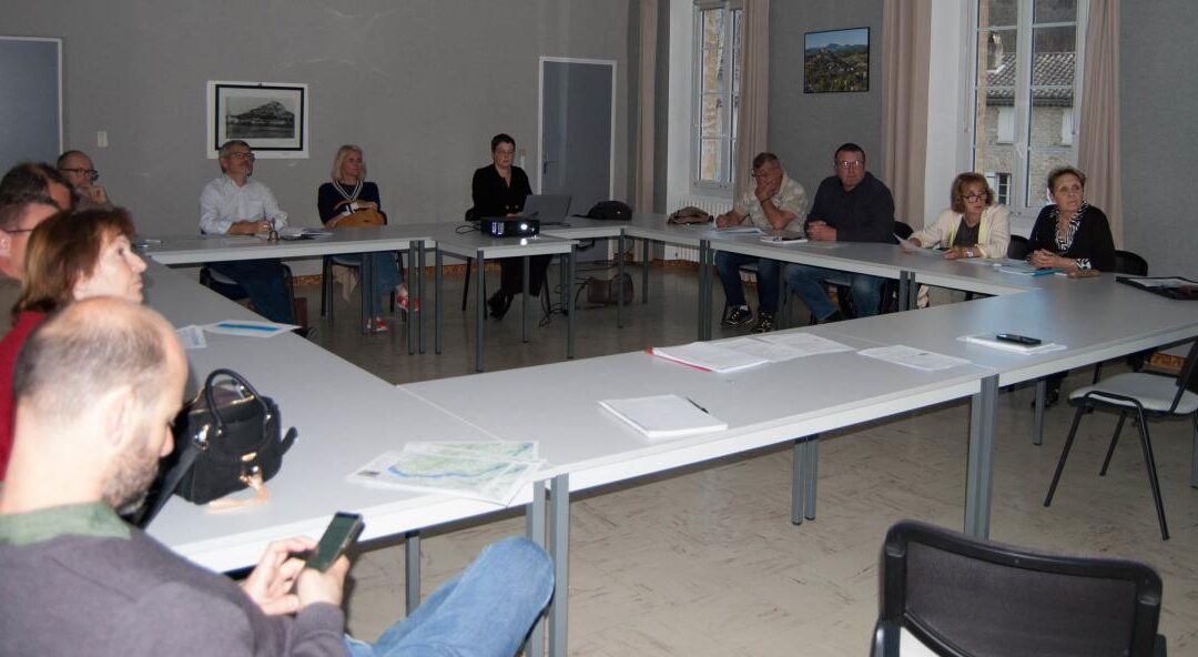 DE NOMBREUX SUJETS AU CONSEIL MUNICIPAL