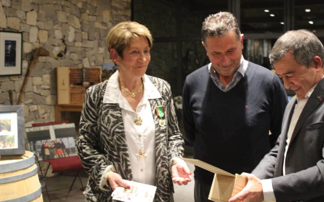 GENEVIEVE GIRARD DÉCORÉE DE L&rsquo;ORDRE DU MÉRITE AGRICOLE