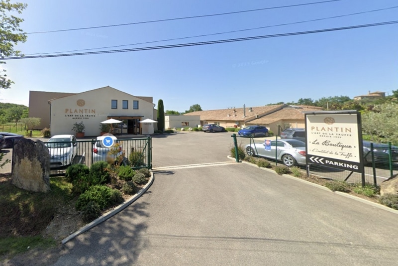 30 MILLIONS POUR PLANTIN