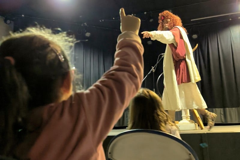 « La Lyre d’Apollon » : un merveilleux voyage musical et mythologique pour les écoliers vaisonnais