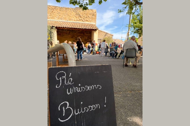 Vide-greniers Buisson 04-2026