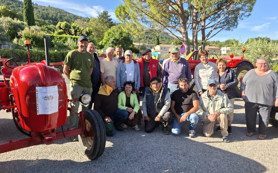 13ème montée du Ventoux pour les vieux tracteurs