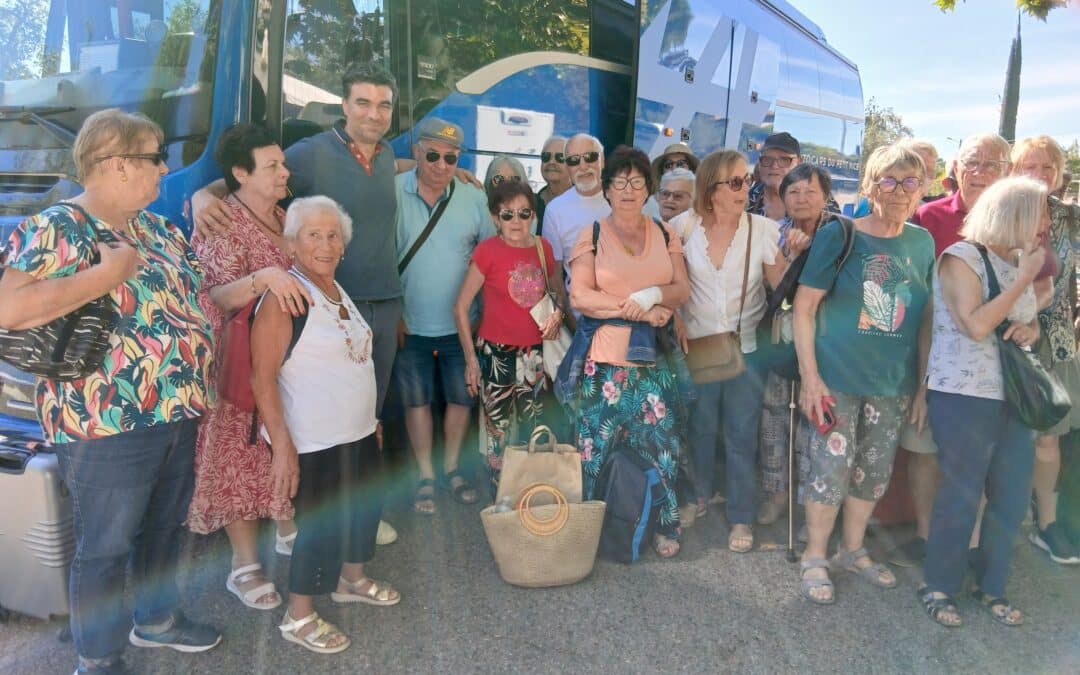 Une semaine les pieds dans l’eau pour 59 seniors de Vaison